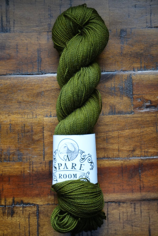 OLIVE | Fingering Weight Yarn - 80% Superwash Merino, 20% Nylon - 400 Yards | 100g Skein